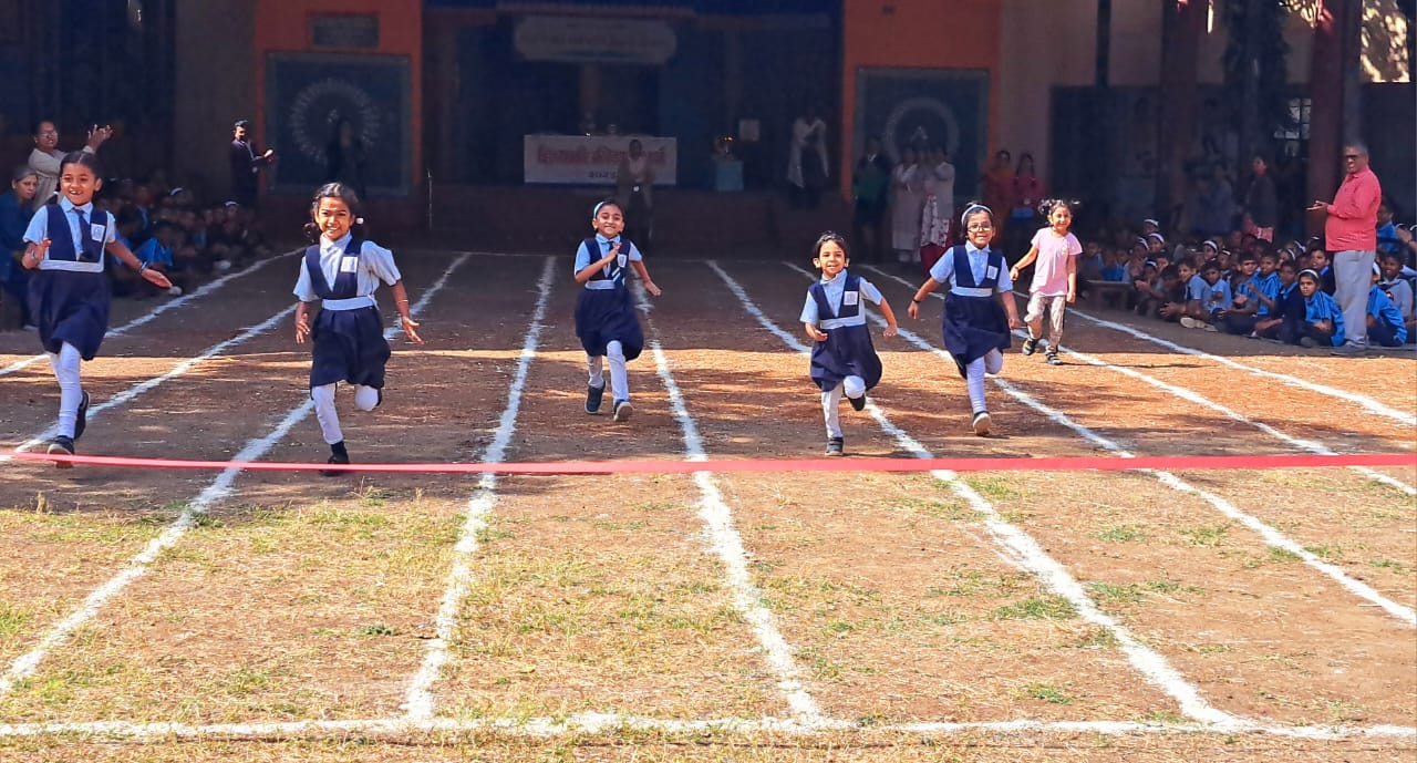 Students learning at Mai Lele Shravan Vikas Vidyalaya Nashik